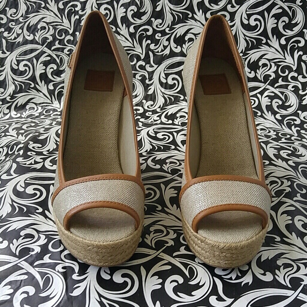 TORY BURCH MAJORCA WEDGES - Picture 2 of 6